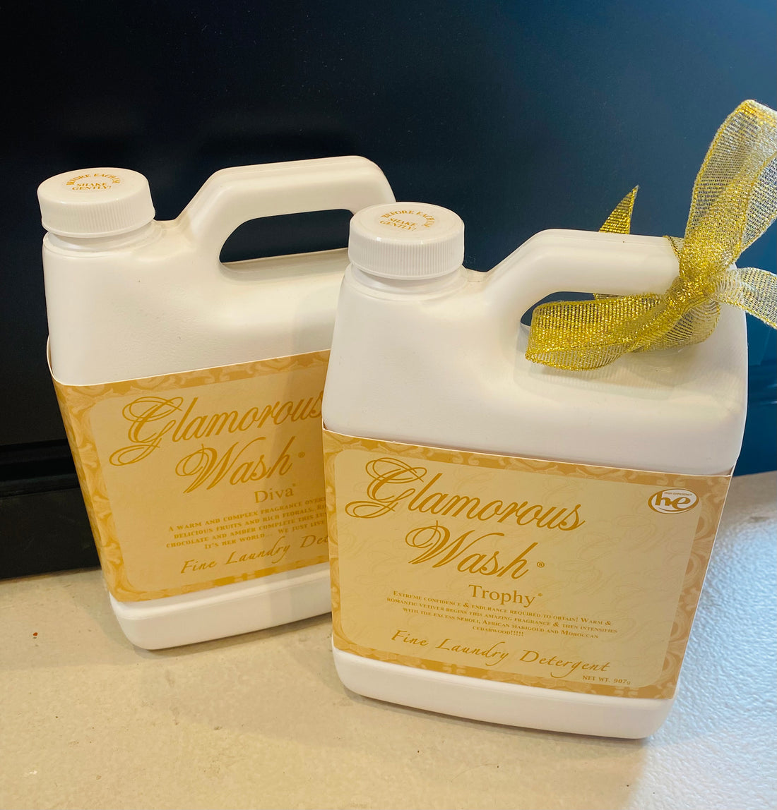 Tyler Candle Co. - 32oz./907g Glamorous Wash
