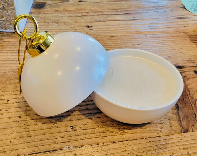 TB - Holiday Ornament Candle